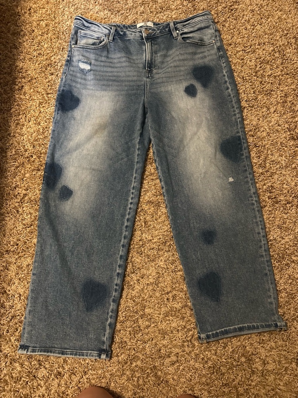 Risen Slouchy Boyfriend Shaded Hearts Jeans- 1X- like new - Picture 2 of 5